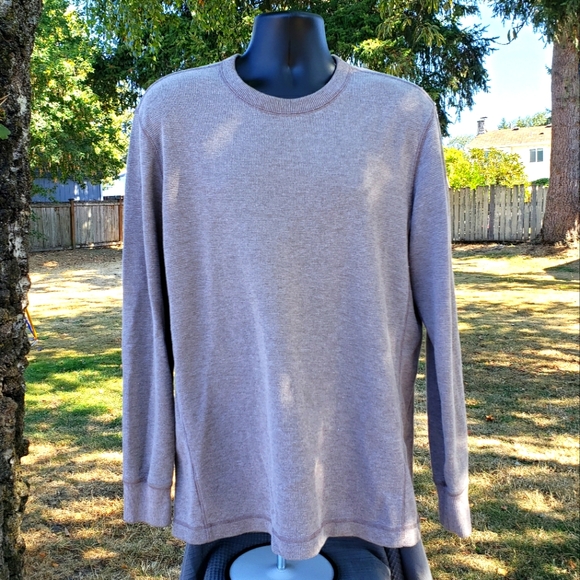 Eddie Bauer Sweatshirt